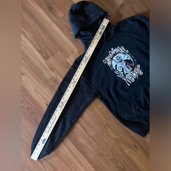NWT Disney’s The Nightmare Before Christmas 🎄 Hoodie size medium - Picture 5 of 7